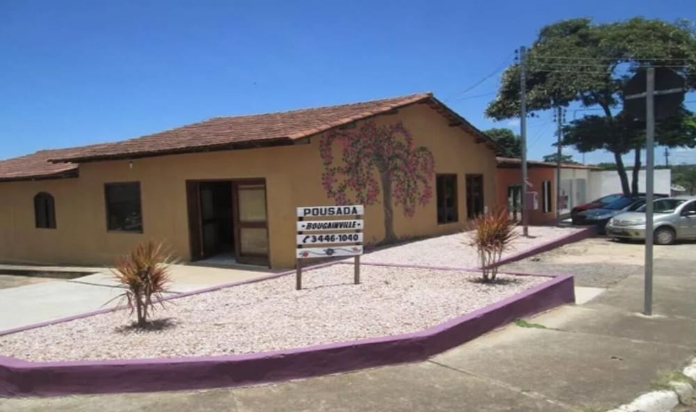 숙박 시설 정면