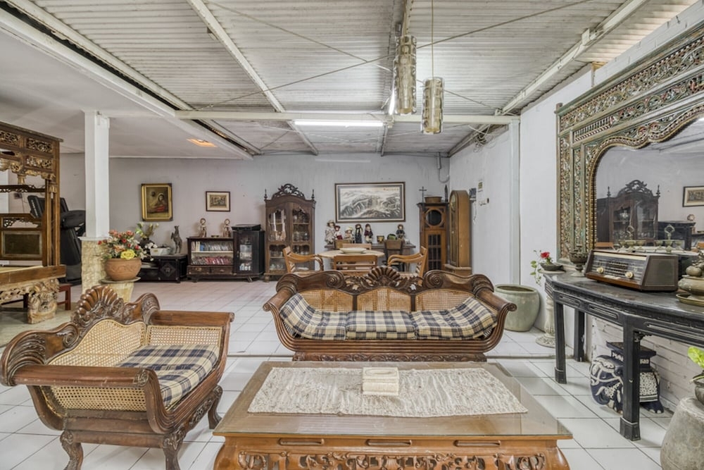 로비 좌석 공간