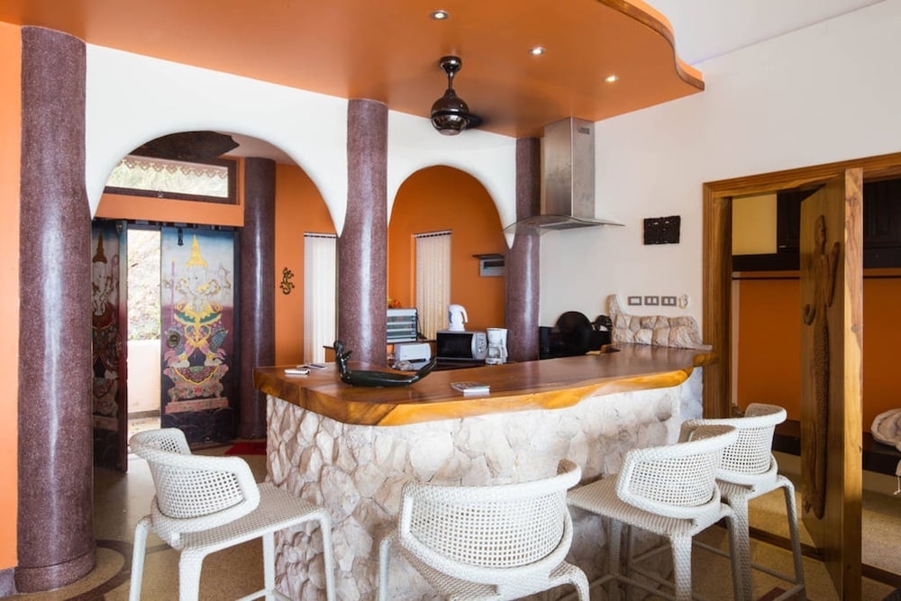 바(숙박 시설 내)