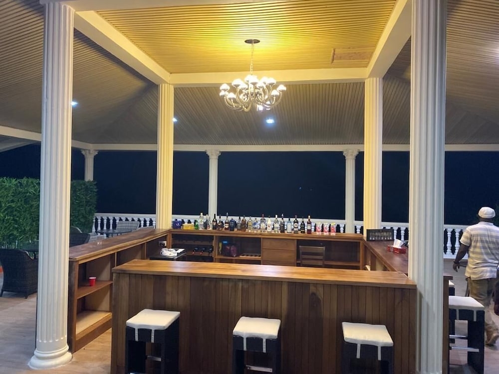 바(숙박 시설 내)