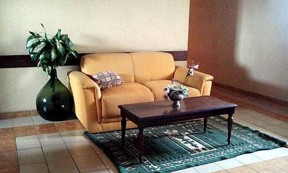 로비 좌석 공간