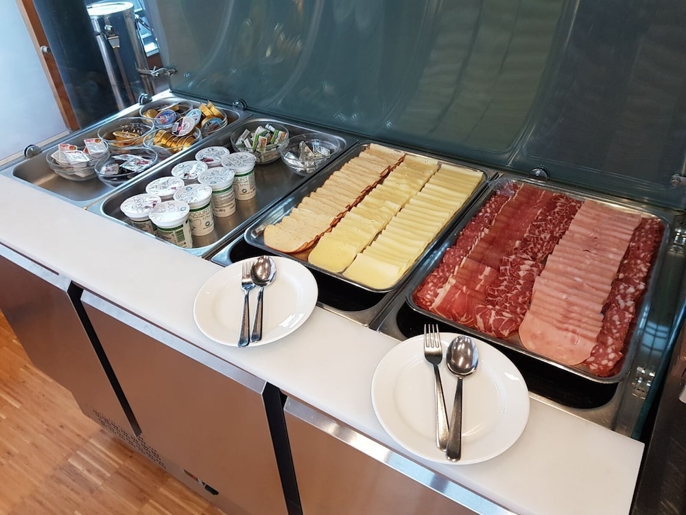 뷔페 아침 식사