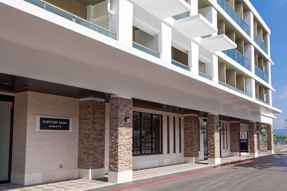 숙박 시설 정면