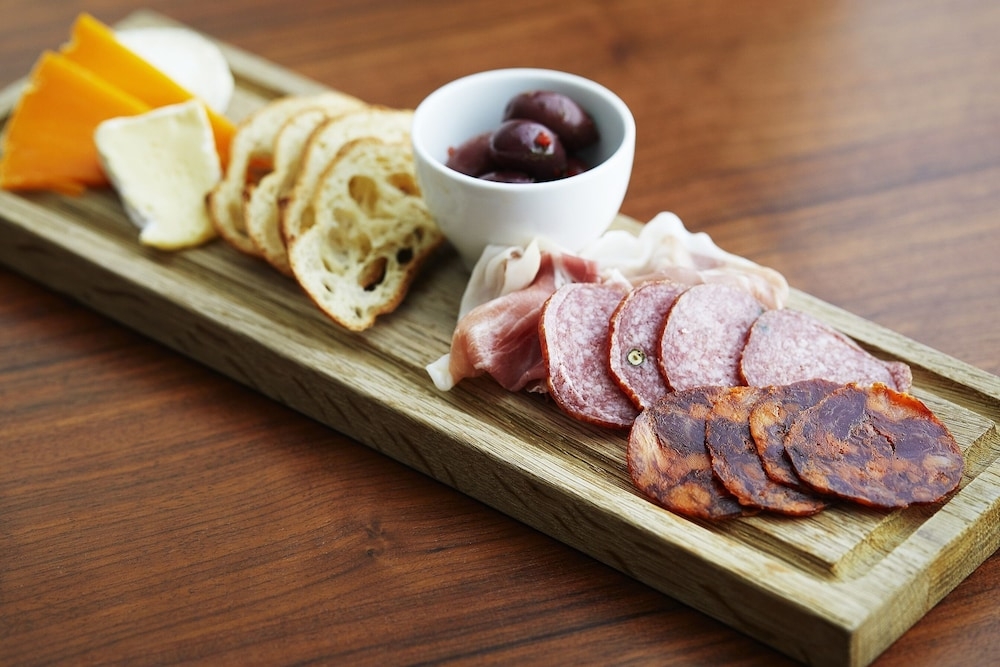 객실 내 식사 공간