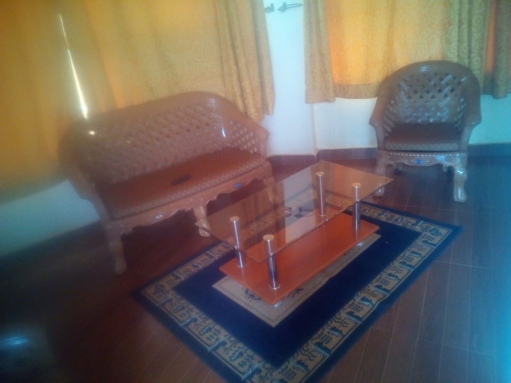 로비 좌석 공간