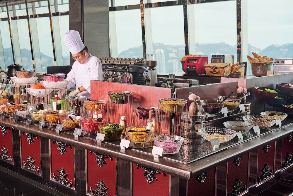 뷔페 아침 식사