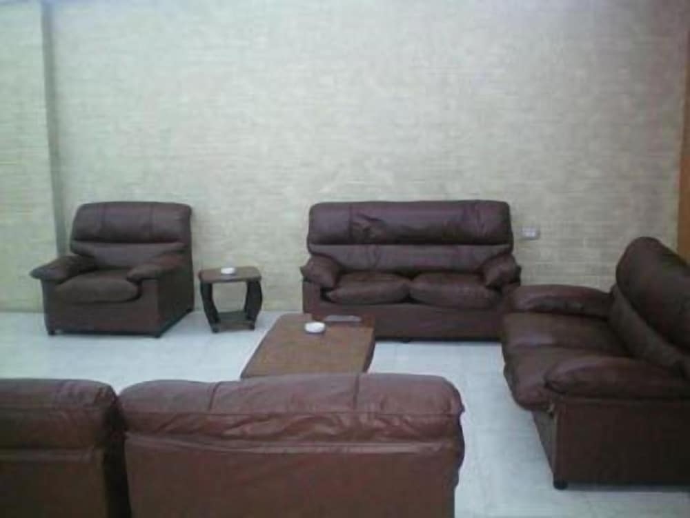 로비 좌석 공간