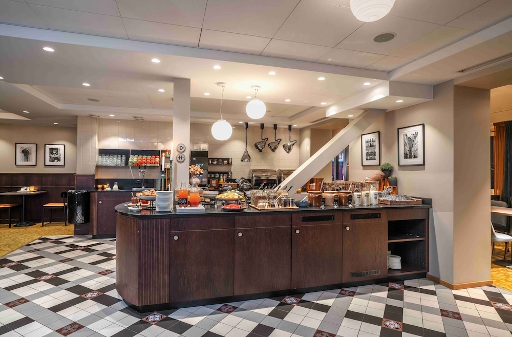 뷔페 아침 식사