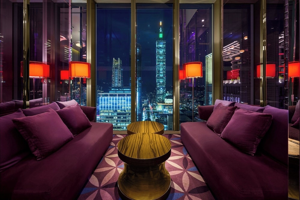 바(숙박 시설 내)