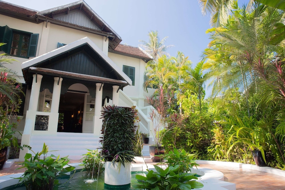 숙박 시설 정면