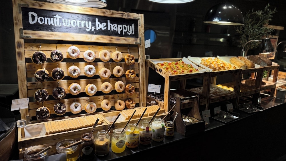 뷔페 아침 식사