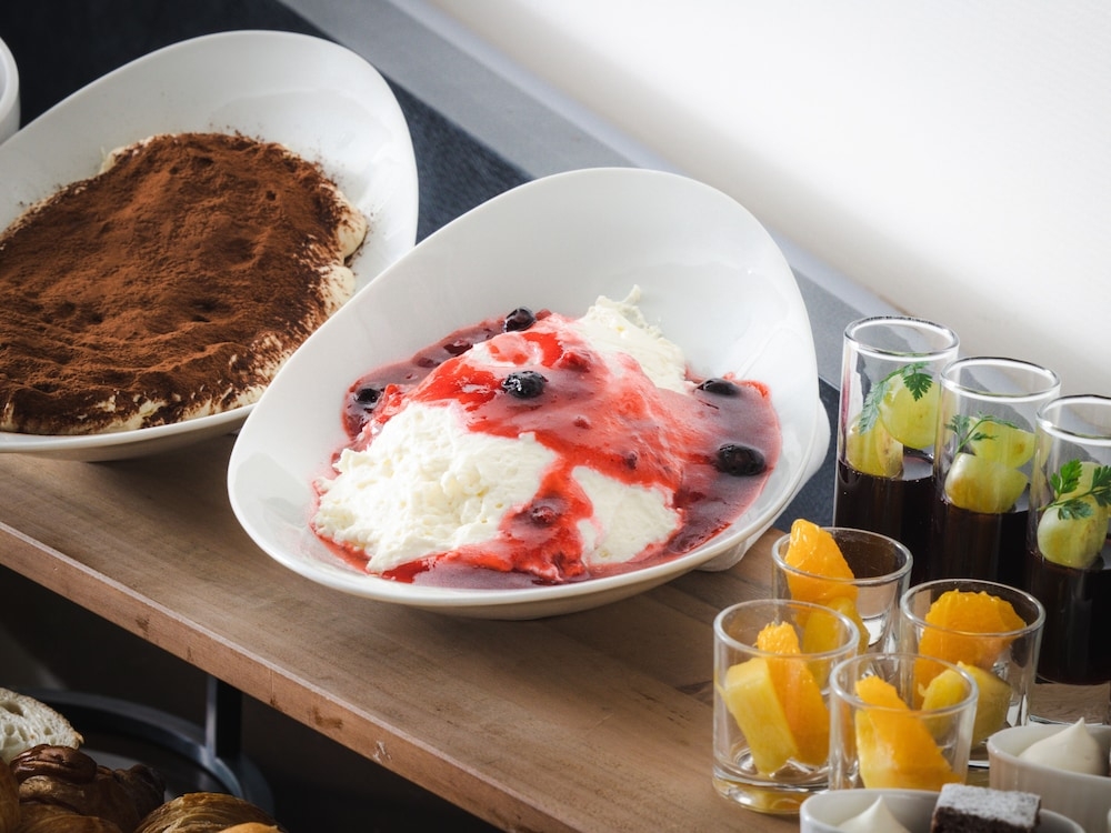 뷔페 아침 식사