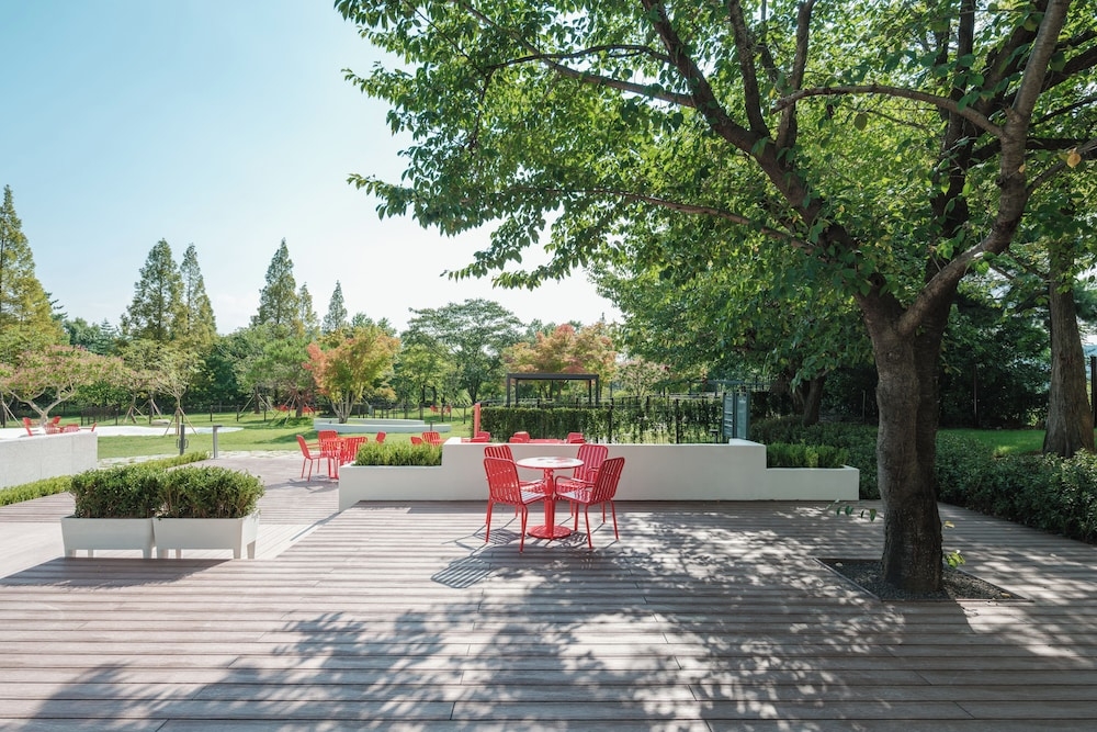 숙박 시설 정면