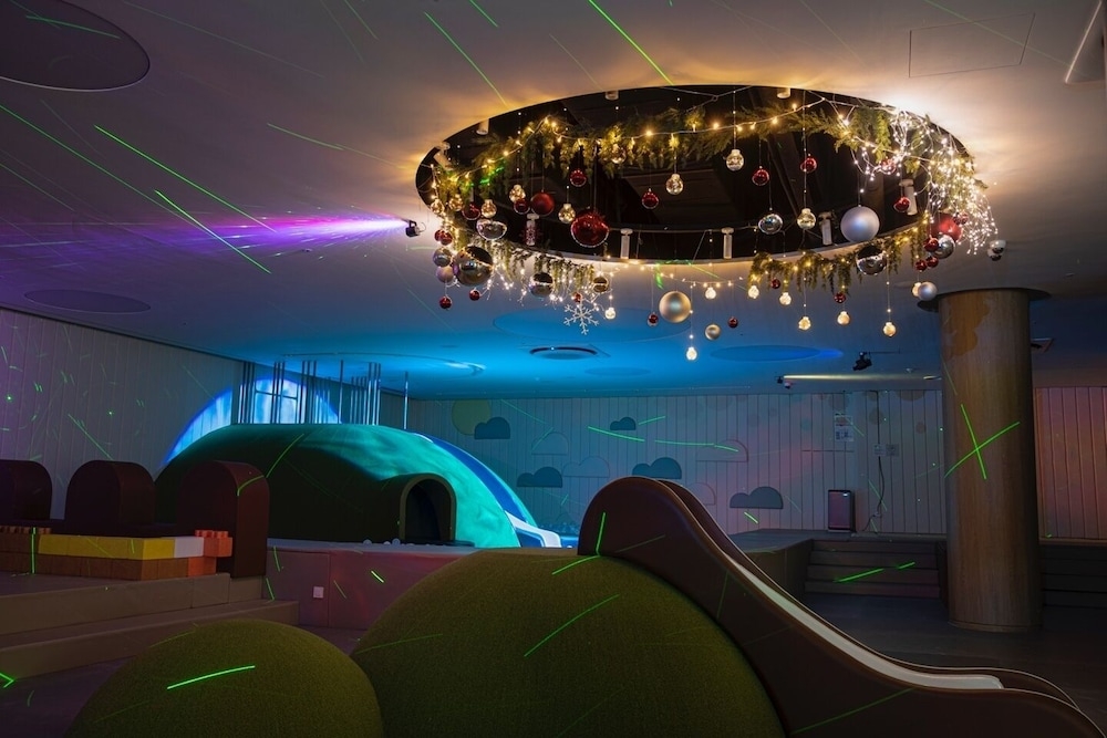 어린이 놀이 공간 - 실내