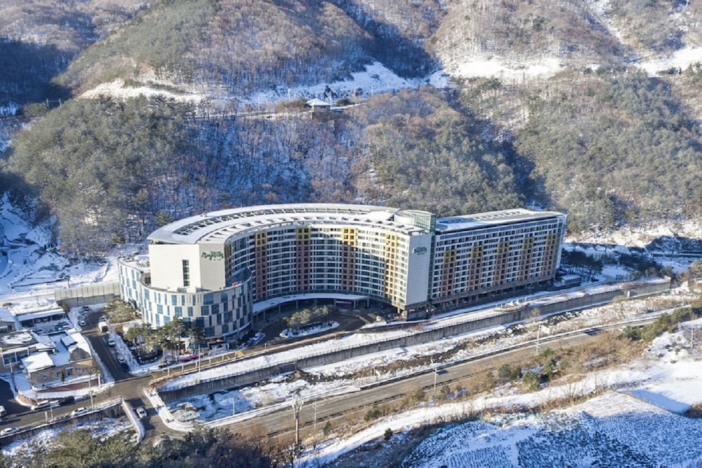 숙박 시설 구내