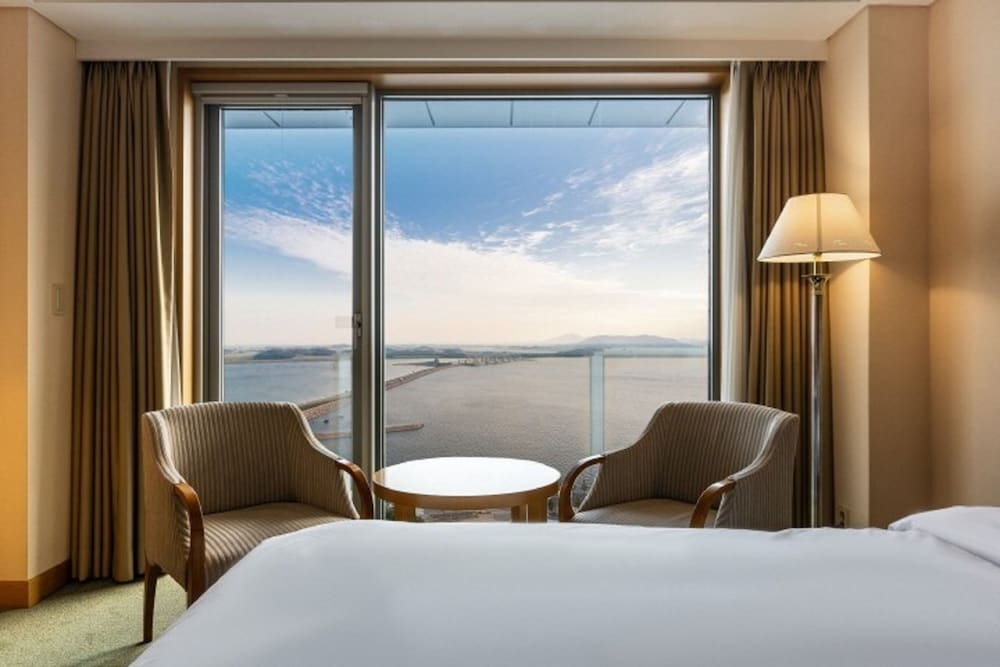 숙박 시설에서 보는 주변 전망