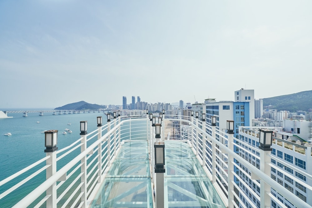 숙박 시설에서 보는 주변 전망