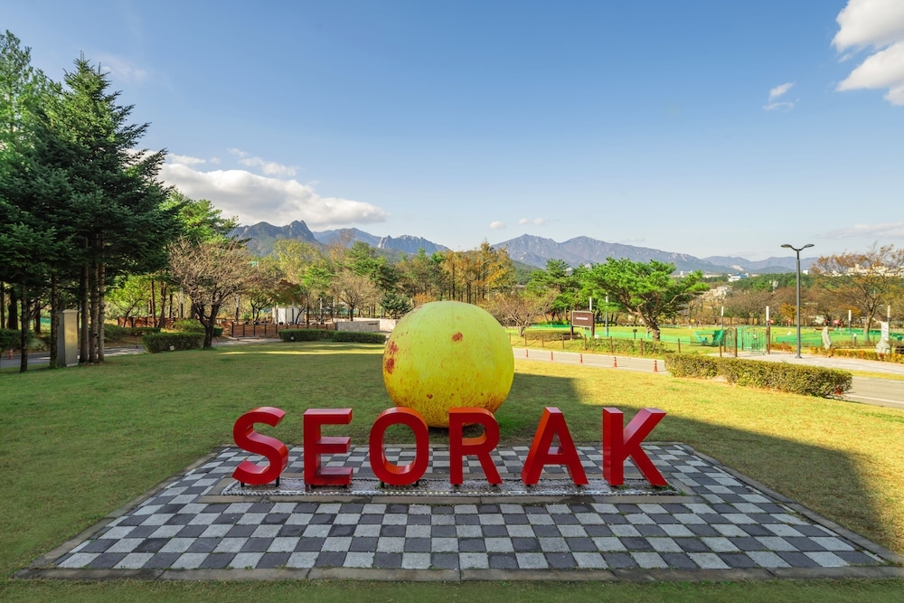 숙박 시설 정면