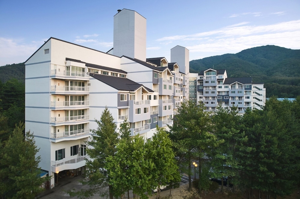 숙박 시설 정면