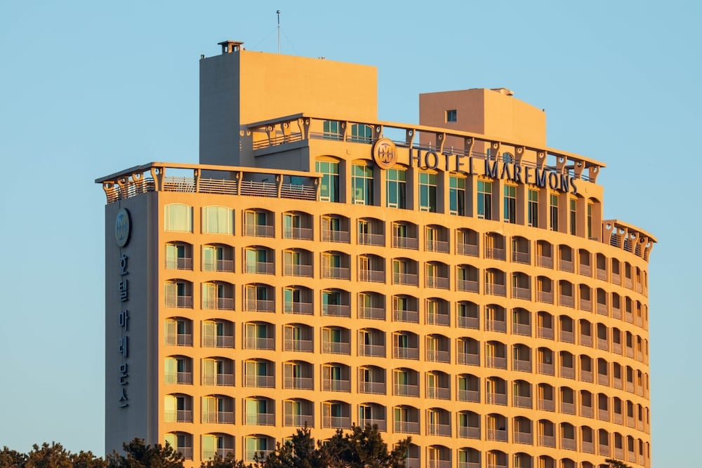 숙박 시설 정면