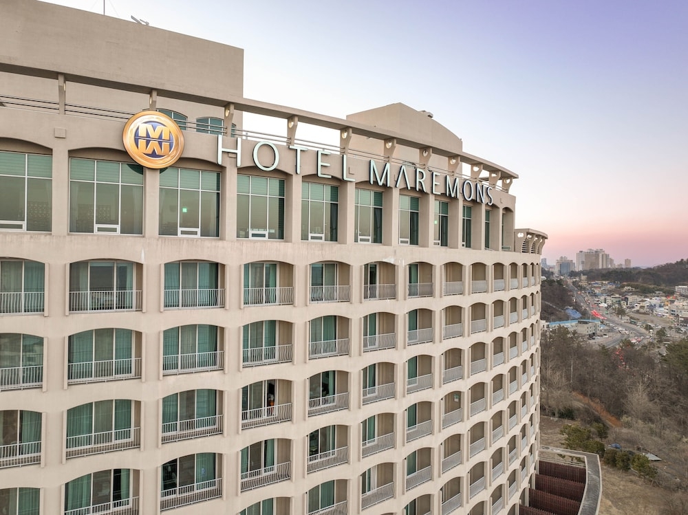 숙박 시설 정면