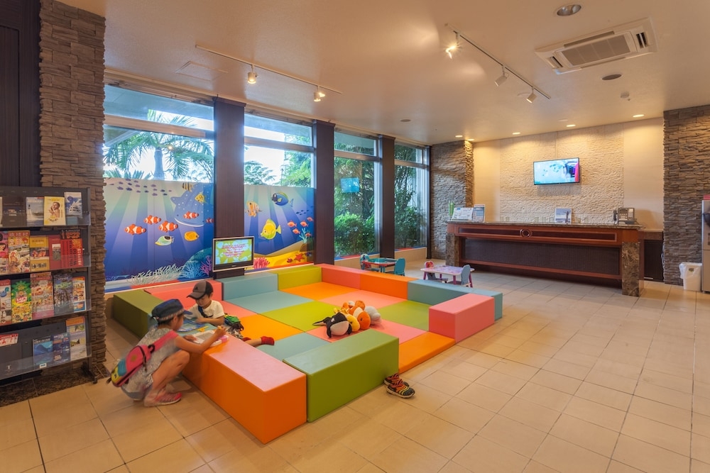 로비 좌석 공간