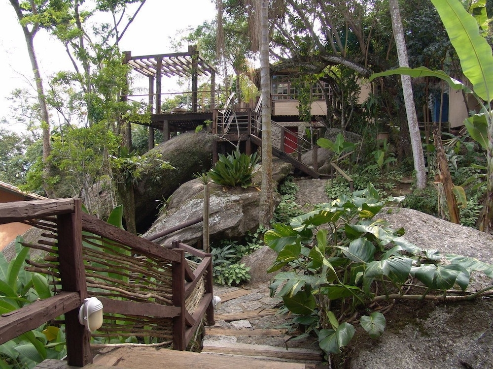 숙박 시설 구내