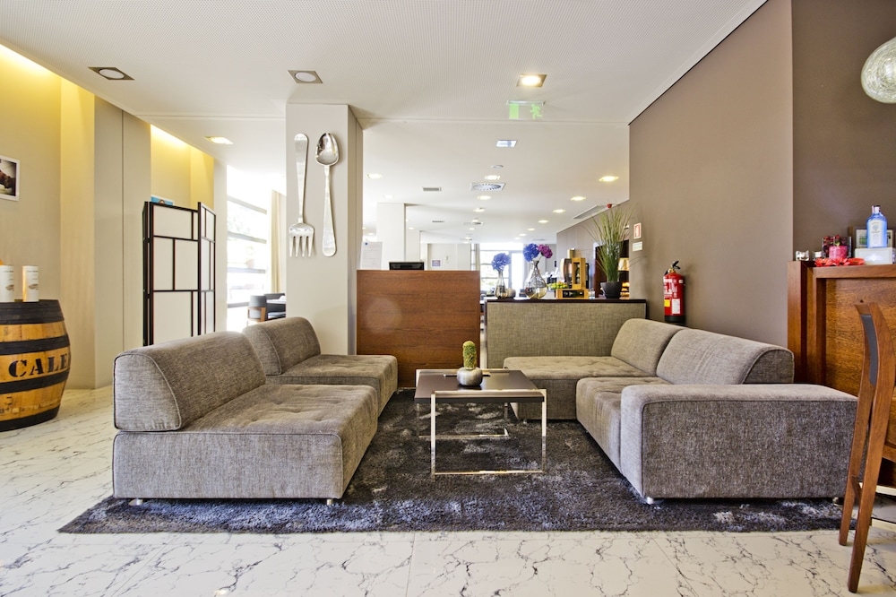 로비 좌석 공간