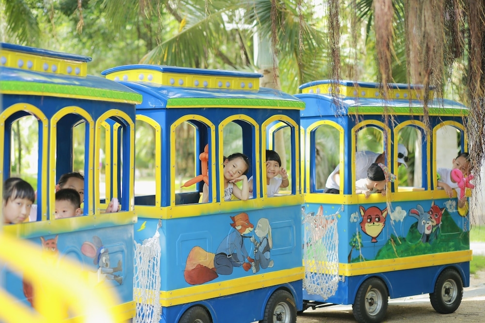 어린이 놀이 공간 - 야외