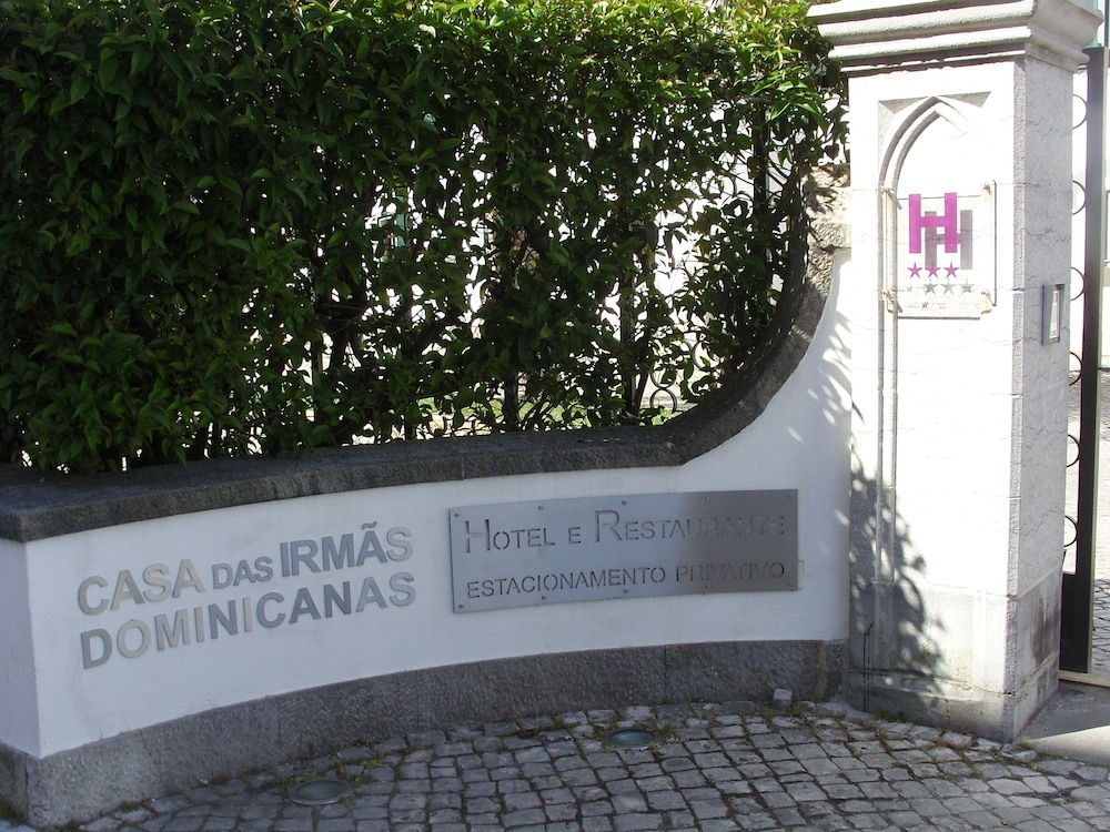 숙박 시설 입구