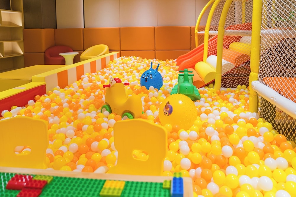 어린이 놀이 공간 - 야외