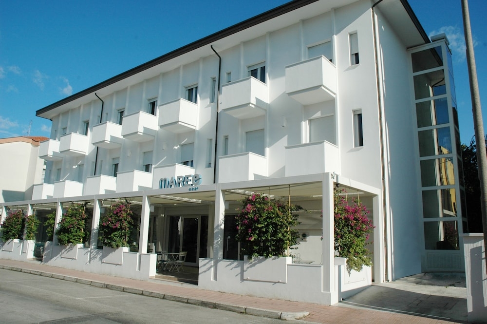 숙박 시설 정면