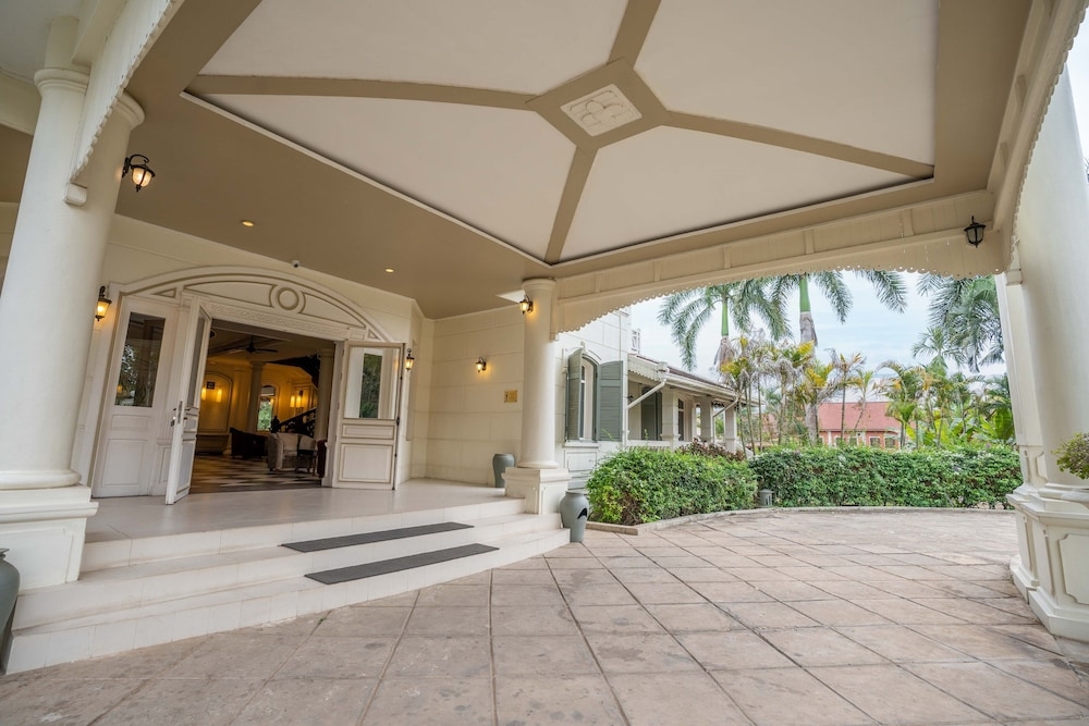 숙박 시설 정면