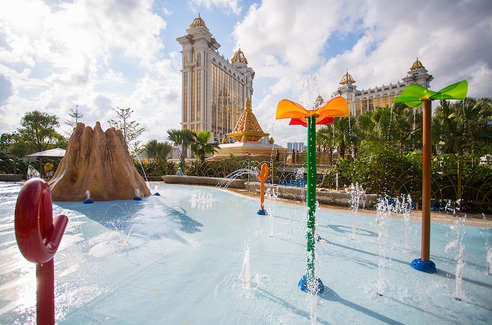 어린이 놀이 공간 - 야외