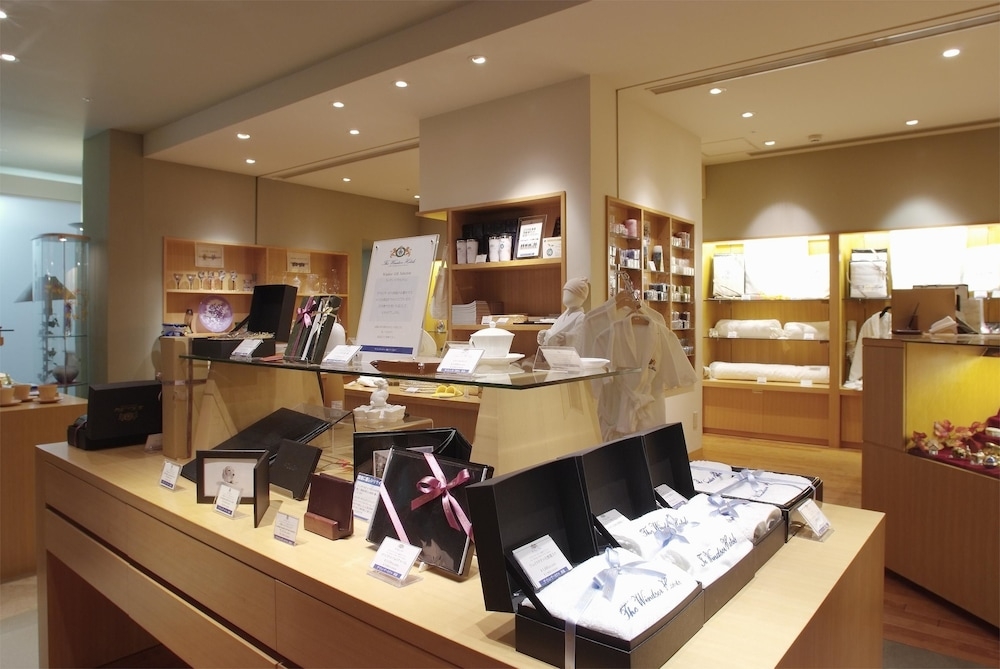 숙박 시설 내 편의 시설/서비스