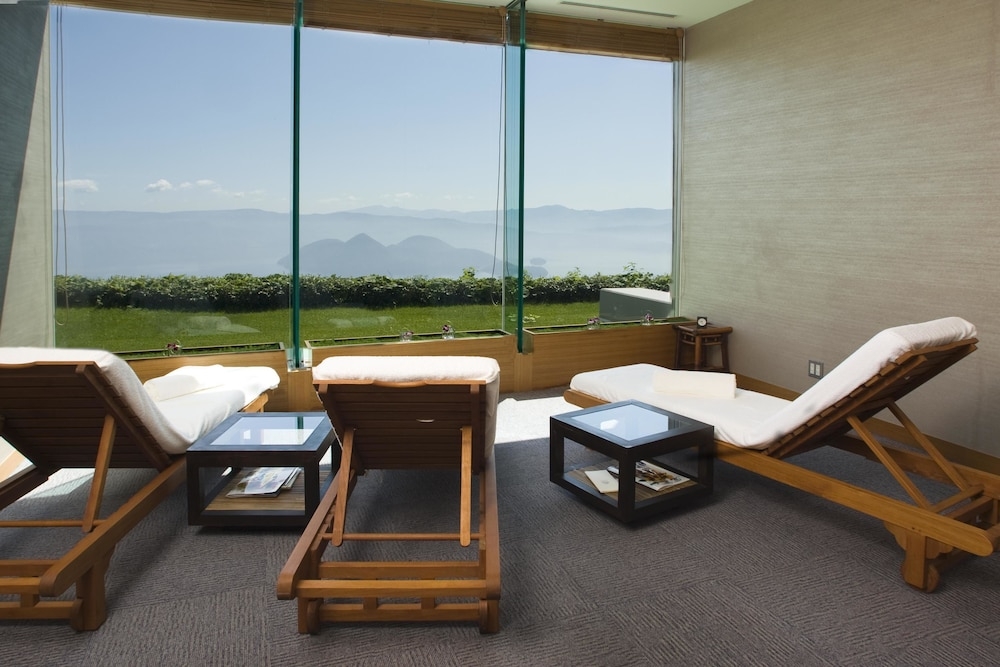 숙박 시설 내 편의 시설/서비스