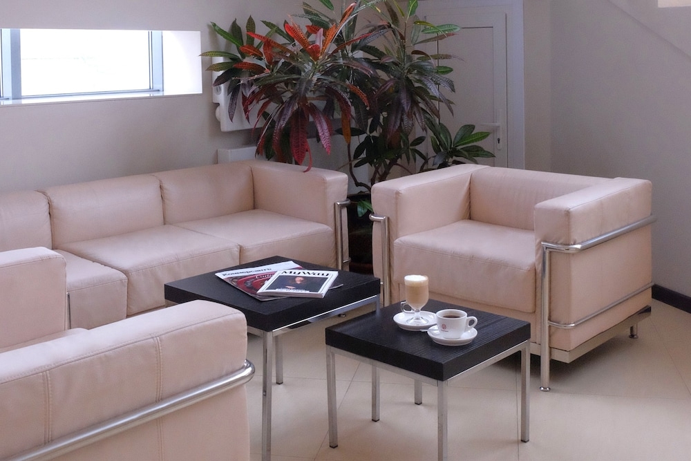 로비 좌석 공간