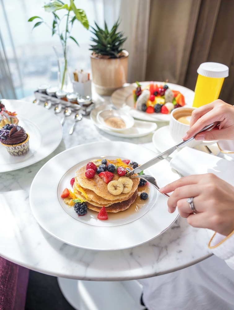 룸서비스 - 식사