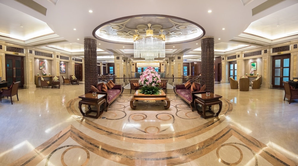 로비 좌석 공간