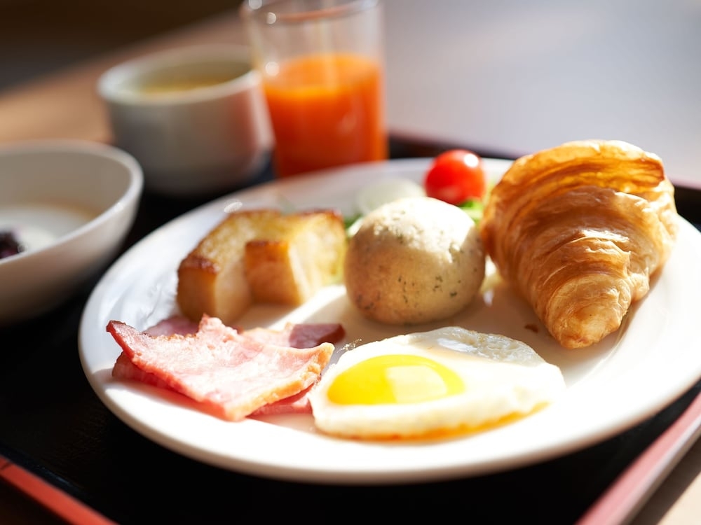 뷔페 아침 식사