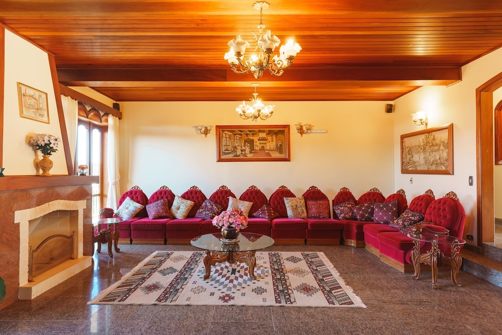 로비 좌석 공간