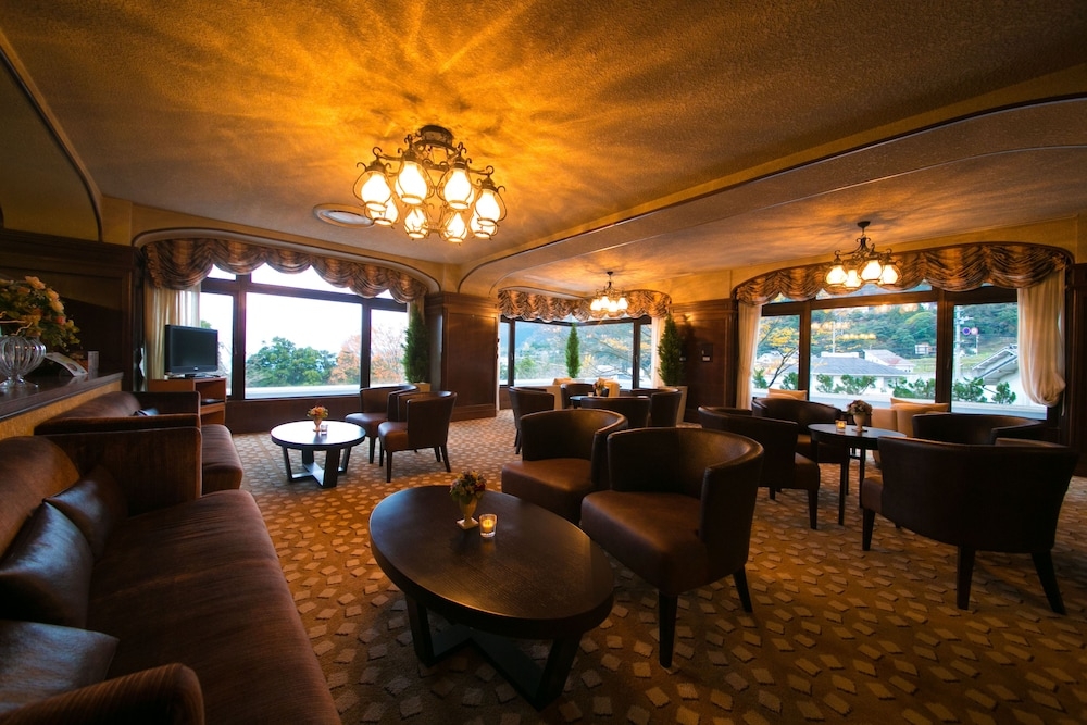 숙박 시설 내 편의 시설/서비스