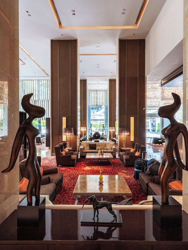 로비 좌석 공간