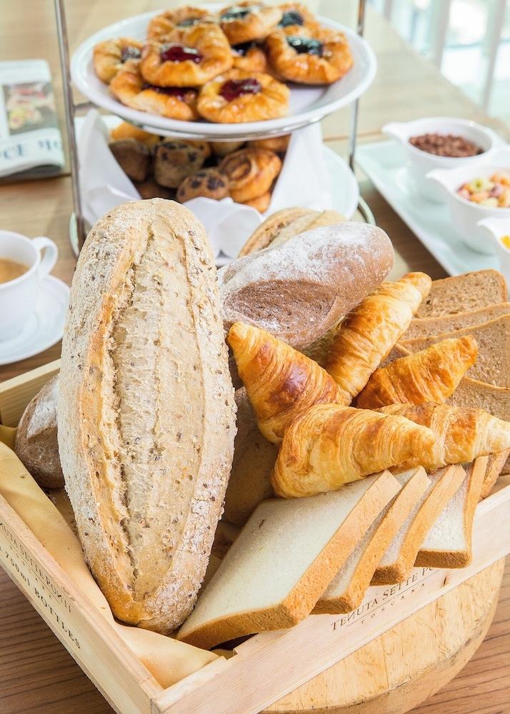 뷔페 아침 식사