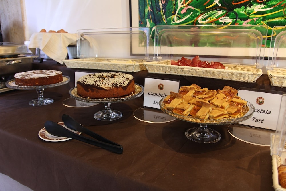 뷔페 아침 식사