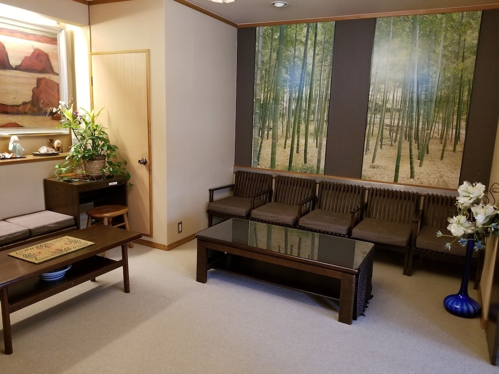 로비 좌석 공간