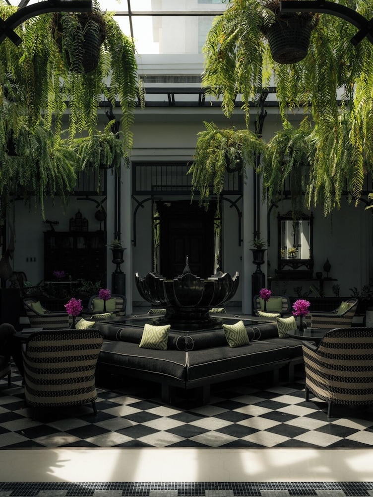 로비 좌석 공간