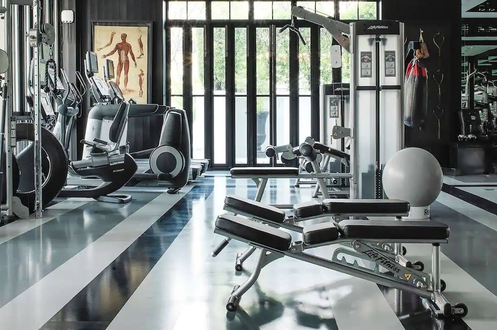 피트니스 시설