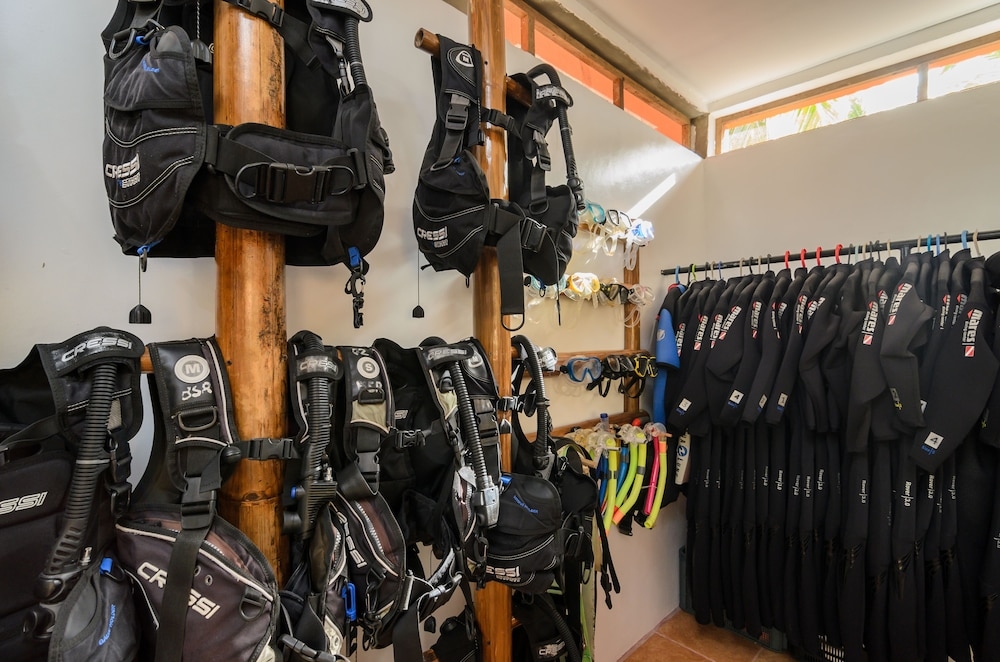 장비 보관 시설