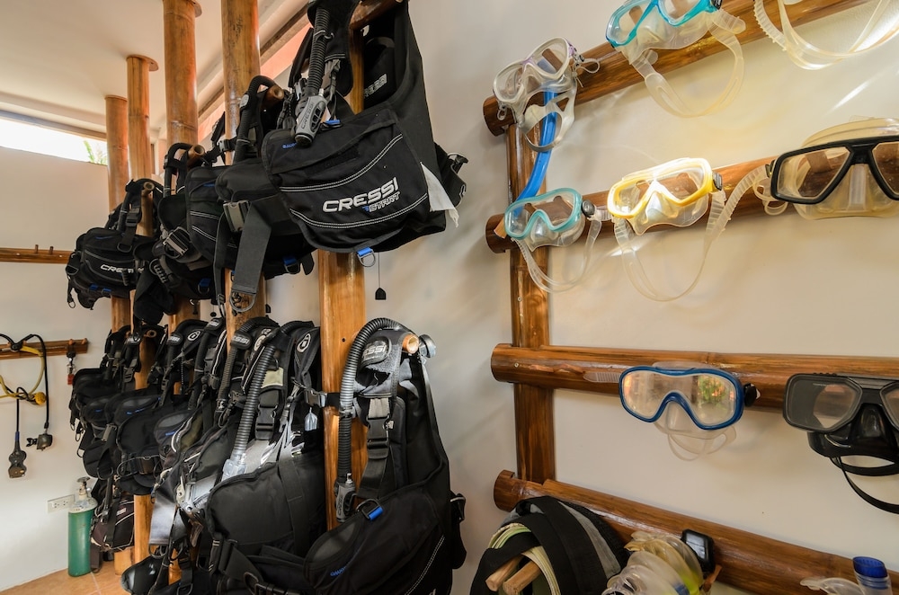 장비 보관 시설